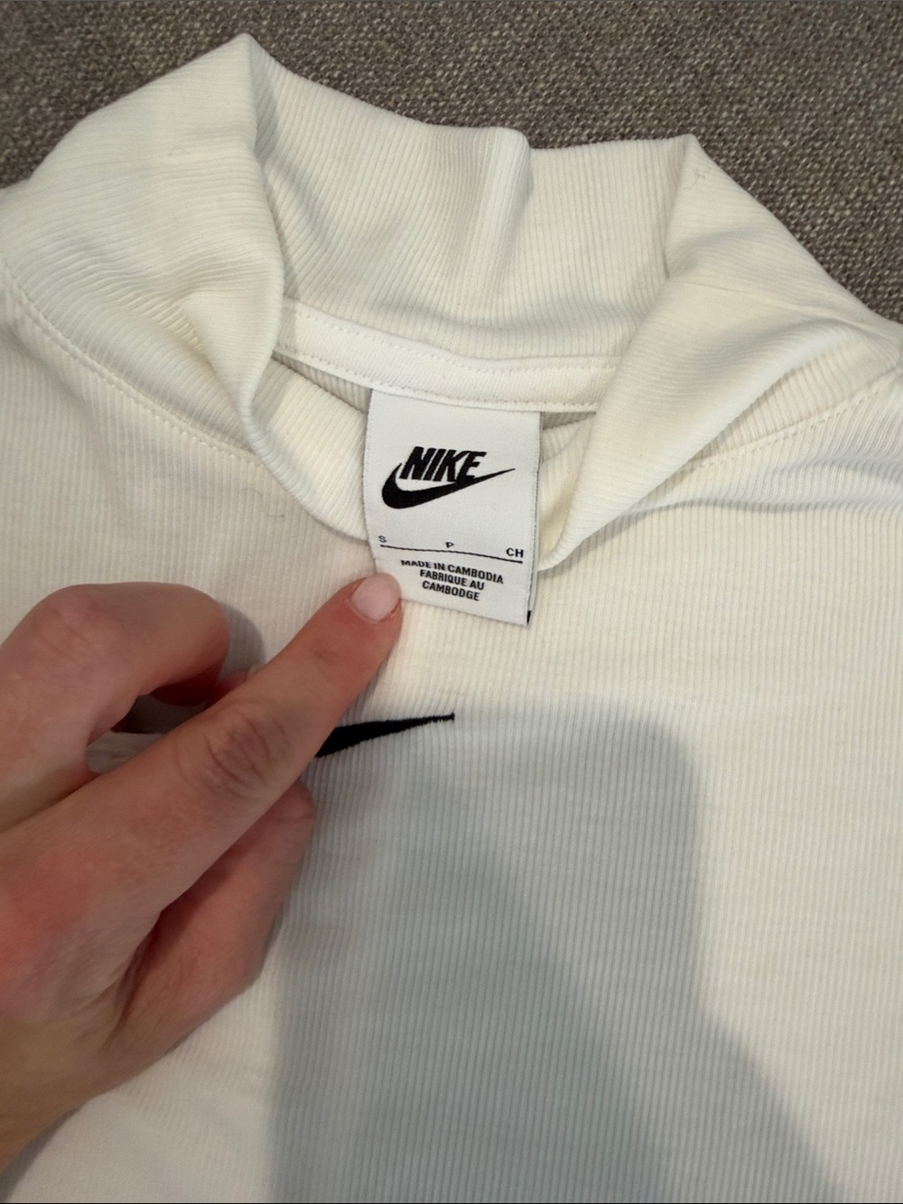 (3-pack) Nike women’s cropped tees - Picture 3 of 7